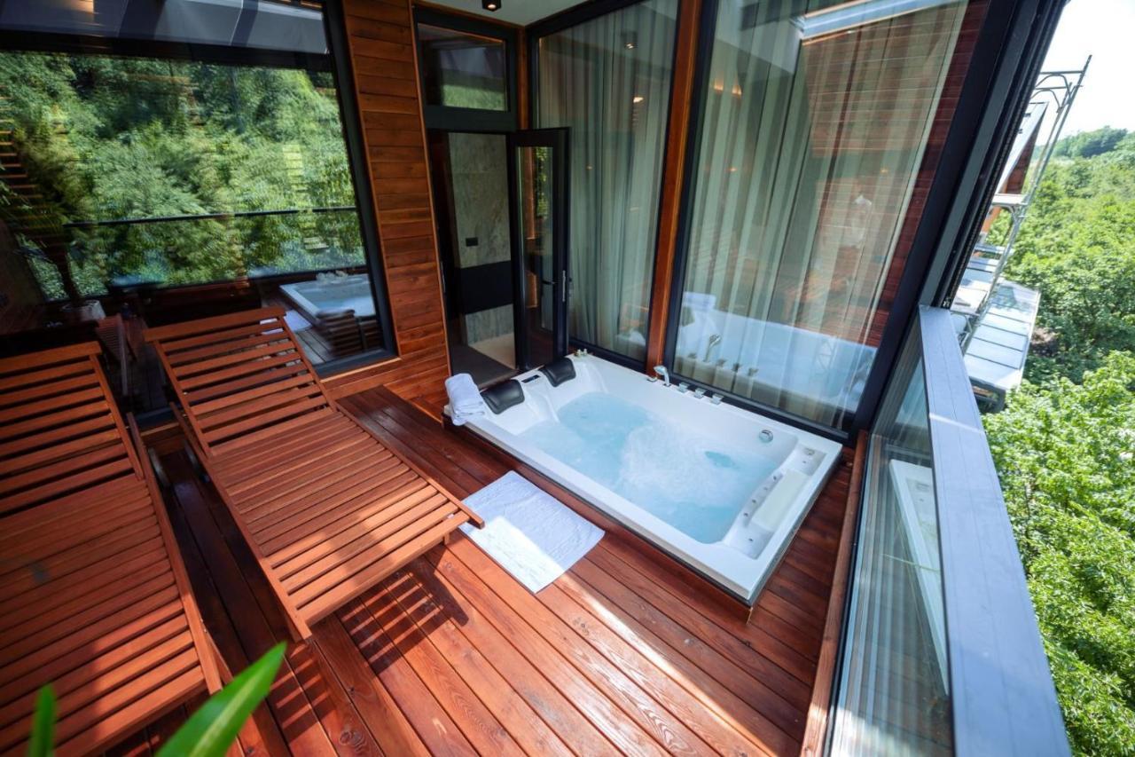 Resort Ujevara E Drinit Печ Екстериор снимка