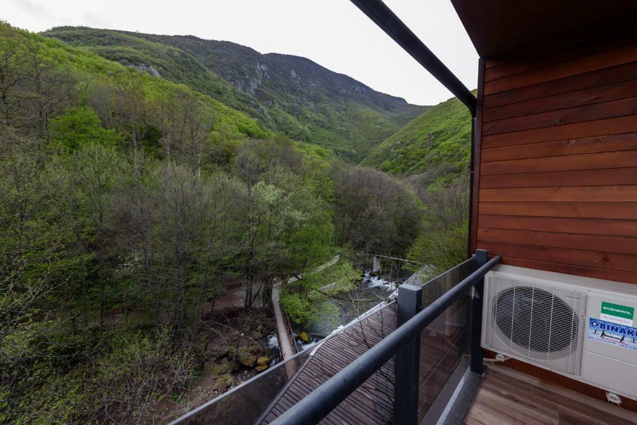 Resort Ujevara E Drinit Печ Екстериор снимка