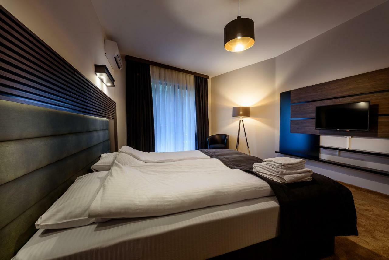 Resort Ujevara E Drinit Печ Екстериор снимка