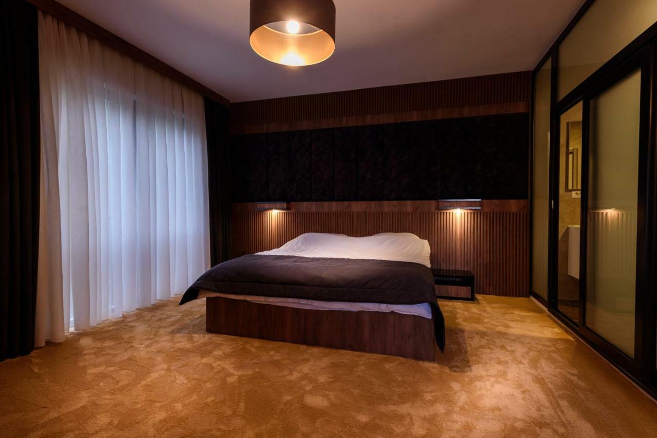 Resort Ujevara E Drinit Печ Екстериор снимка