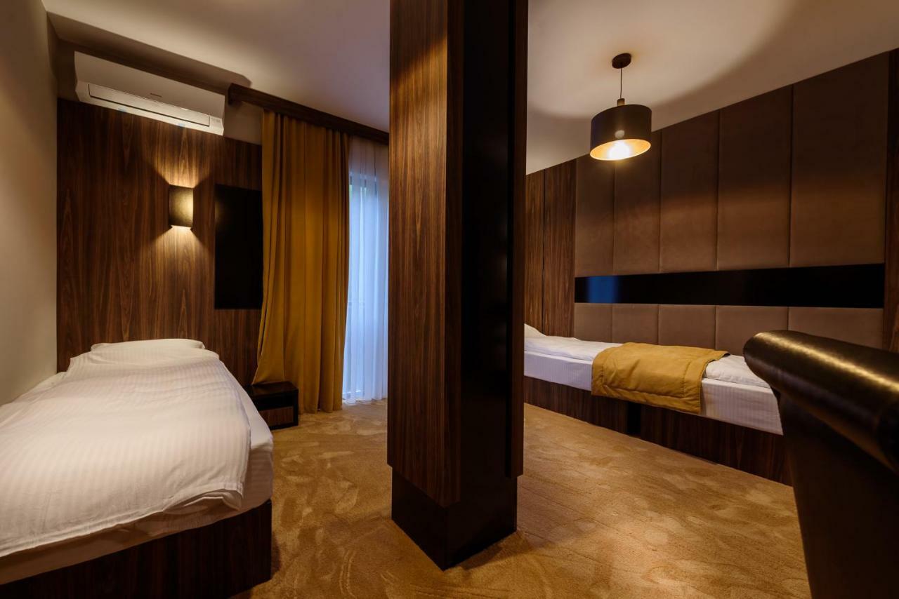 Resort Ujevara E Drinit Печ Екстериор снимка