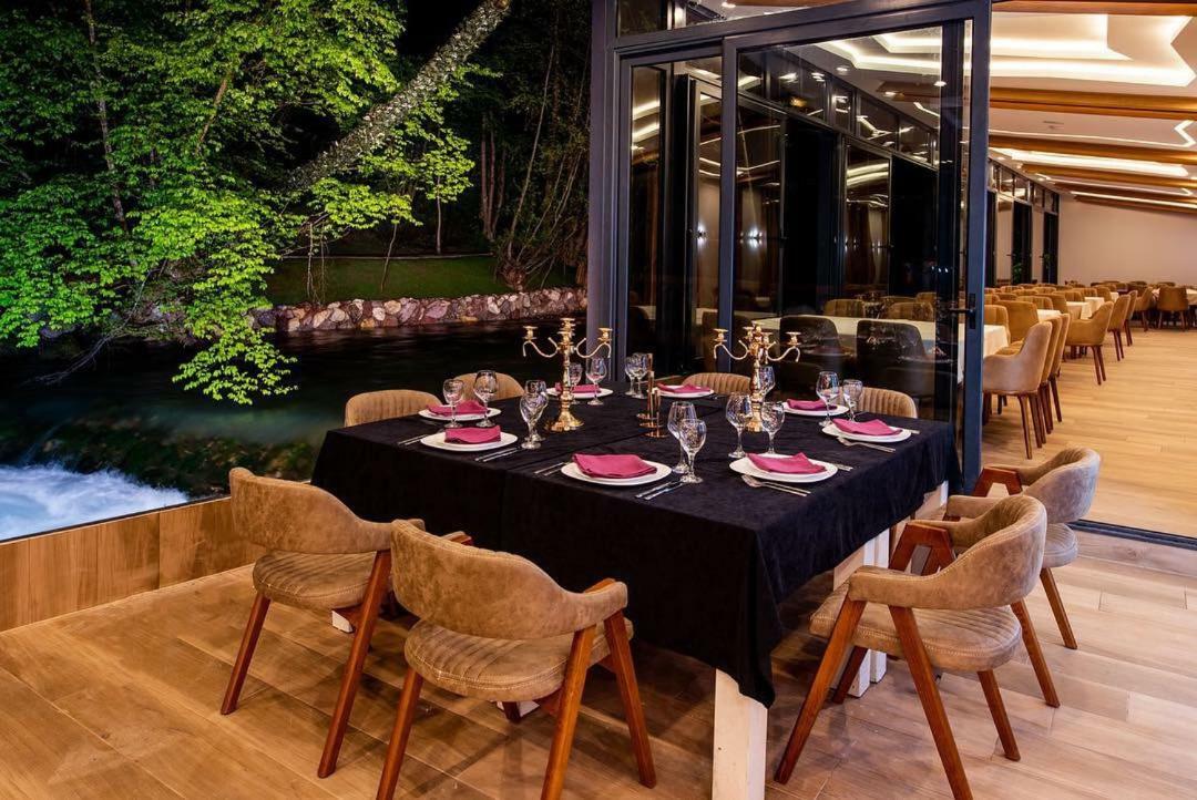 Resort Ujevara E Drinit Печ Екстериор снимка